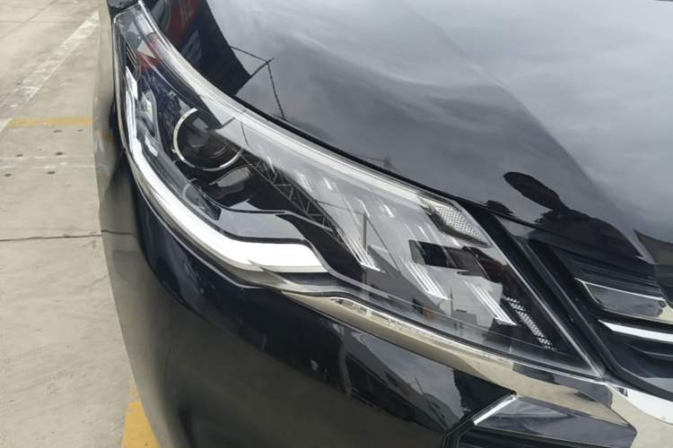 Used SAIC MAXUS G50 2022 1.5T Manual Comfort B Right Front Headlight