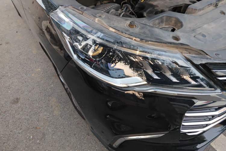 Used SAIC MAXUS G50 2022 1.5T Manual Comfort B Right Front Headlight