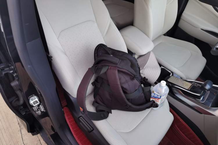 Used SAIC MAXUS G50 2022 1.5T Automatic Comfort Touring A Right Front Seat
