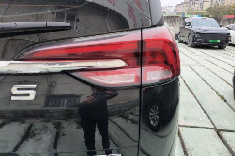 Used SAIC MAXUS G50 2022 1.5T Automatic Comfort Touring A Right Rear Taillight