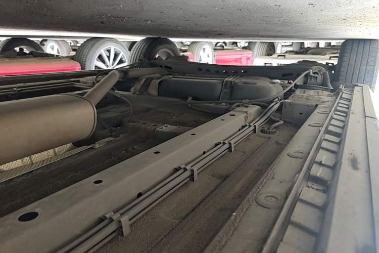 Used SAIC MAXUS G50 2022 1.5T Manual Touring A Right Side Sill