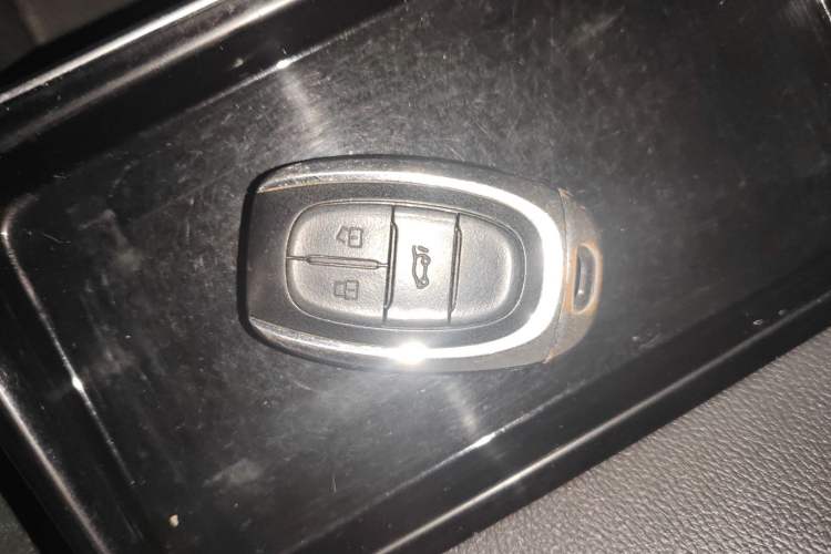 Used SAIC MAXUS G50 2022 1.5T Automatic Comfort Touring B Vehicle Key
