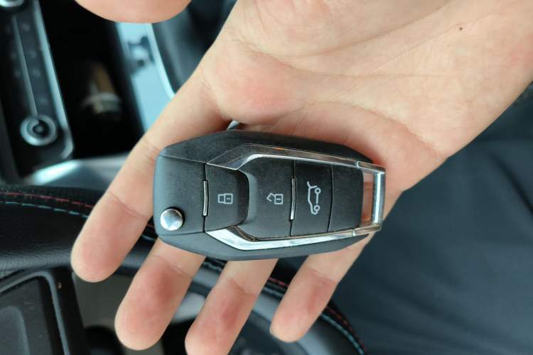 Used SAIC MAXUS G50 2022 1.5T Manual Touring A Vehicle Key