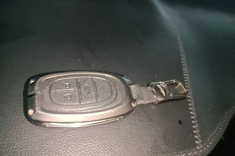 Used SAIC MAXUS G50 2022 1.5T Automatic Comfort Touring B Vehicle Key