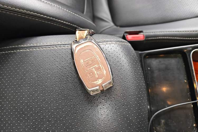 Used SAIC MAXUS G50 2022 1.5T Automatic Comfort Touring B Vehicle Key