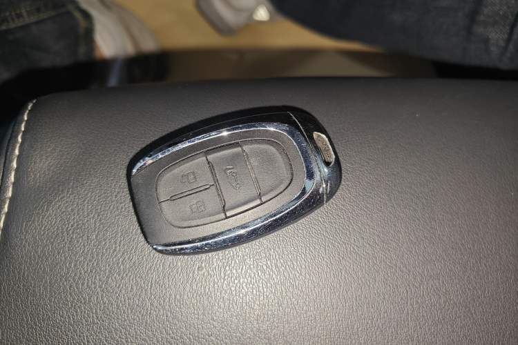 Used SAIC MAXUS G50 2022 1.5T Automatic Comfort Touring B Vehicle Key