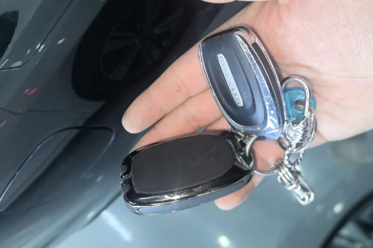 Used SAIC MAXUS G50 2022 1.5T Automatic Comfort Touring B Vehicle Key