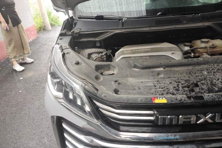 Used SAIC MAXUS G50 2022 1.5T Automatic Comfort Touring B Engine Bay Right