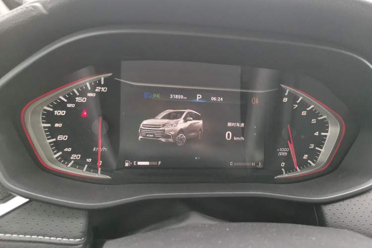 Used SAIC MAXUS G50 2022 1.5T Automatic Comfort Touring B Instrument Cluster