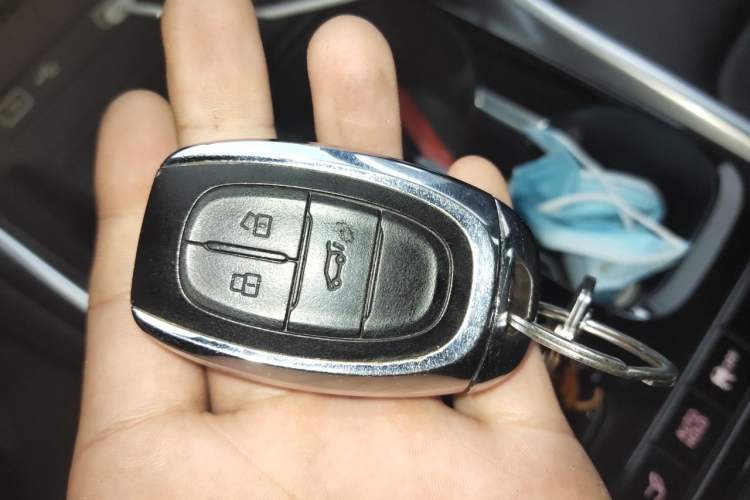 Used SAIC MAXUS G50 2022 1.5T Automatic Comfort Touring B Vehicle Key
