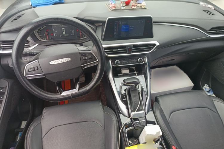 Used SAIC MAXUS G50 2022 1.5T Automatic Comfort Touring B Center Console