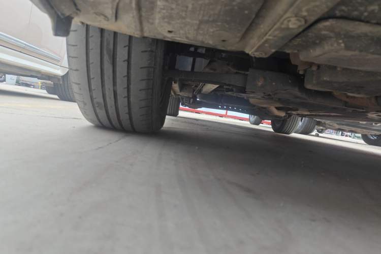 Used SAIC MAXUS G50 2022 1.5T Automatic Comfort Touring B Chassis Front Right