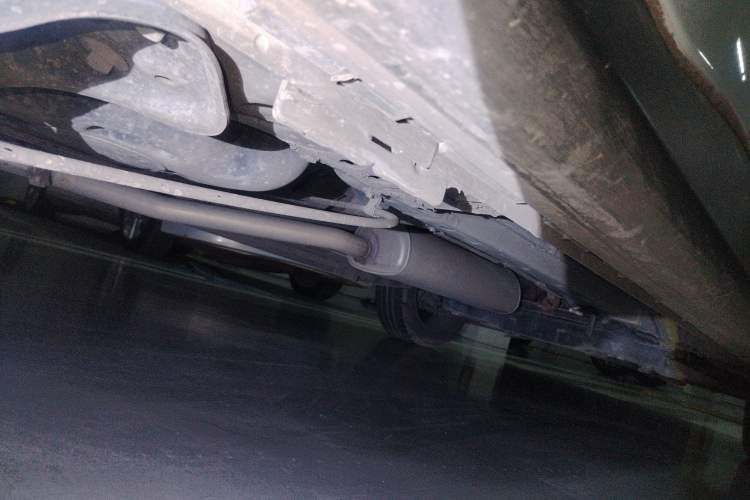 Used SAIC MAXUS G50 2022 1.5T Manual Comfort B Chassis Rear Right