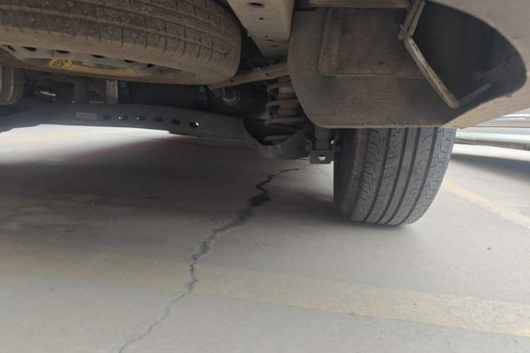 Used SAIC MAXUS G50 2022 1.5T Automatic Comfort Touring B Chassis Rear Right