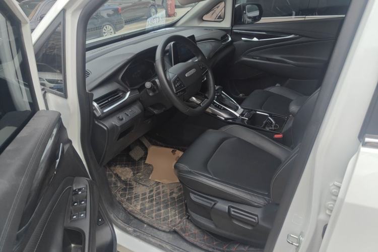 Used SAIC MAXUS G50 2022 1.5T Automatic Comfort Touring B Driver Seat
