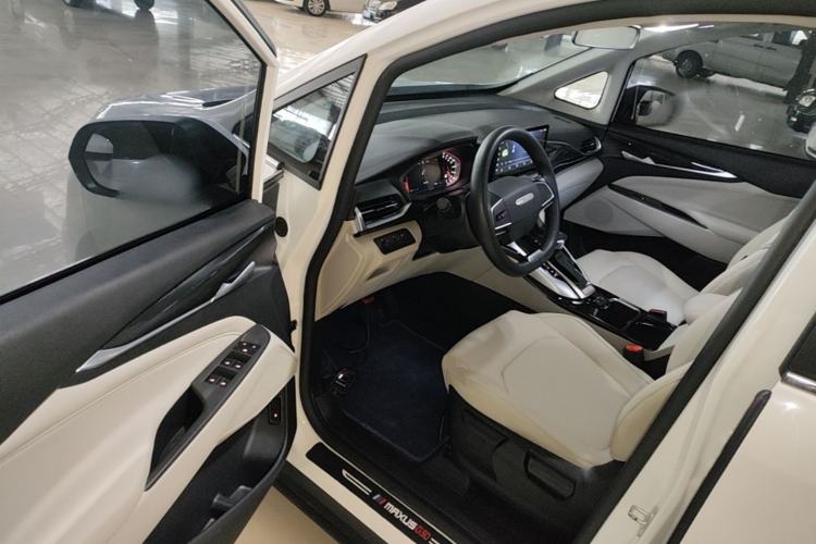 Used SAIC MAXUS G50 2022 1.5T Automatic Comfort Touring A Driver Seat