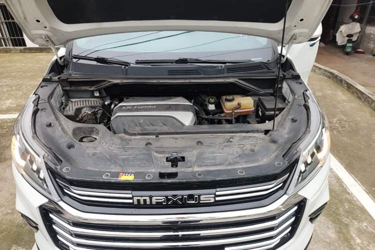 Used SAIC MAXUS G50 2022 1.5T Manual Comfort B Engine Bay