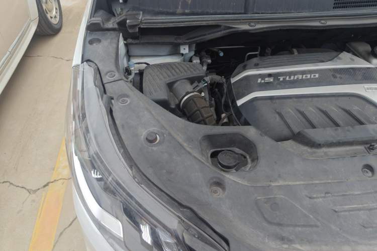 Used SAIC MAXUS G50 2022 1.5T Automatic Comfort Touring B Engine Bay Right
