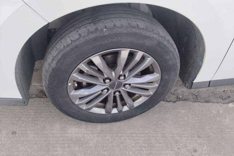 Used SAIC MAXUS G50 2022 1.5T Automatic Comfort Touring B Exterior 7
