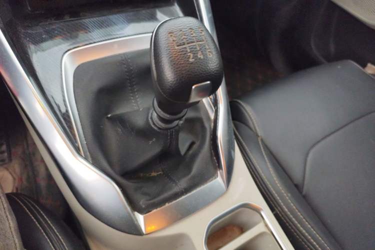 Used SAIC MAXUS G50 2022 1.5T Manual Touring A Gear Lever
