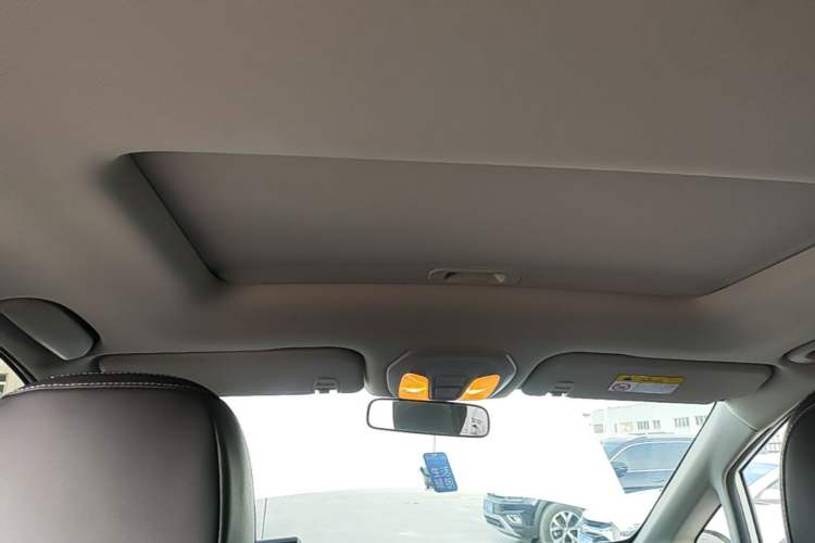 Used SAIC MAXUS G50 2022 1.5T Automatic Comfort Touring B Headliner
