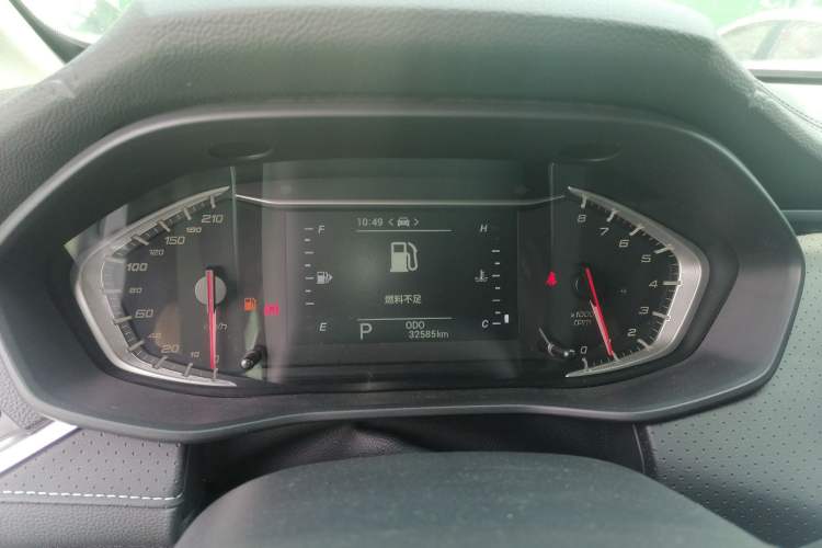 Used SAIC MAXUS G50 2022 1.5T Automatic Comfort Touring B Instrument Cluster