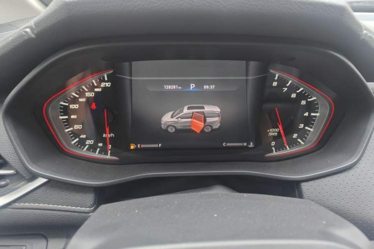 Used SAIC MAXUS G50 2022 1.5T Automatic Comfort Touring B Instrument Cluster