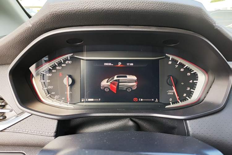 Used SAIC MAXUS G50 2022 1.5T Automatic Comfort Touring B Instrument Cluster