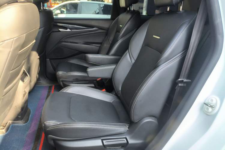 Used SAIC MAXUS G50 2022 1.5T Automatic Comfort Touring B Interior 4
