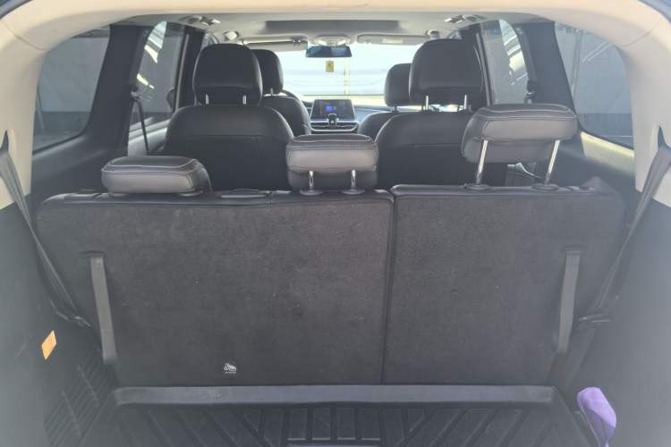 Used SAIC MAXUS G50 2022 1.5T Automatic Comfort Touring B Interior 7