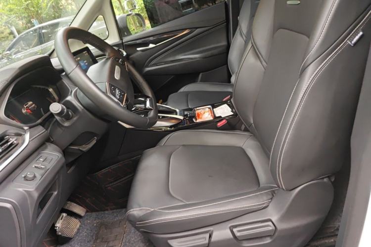 Used SAIC MAXUS G50 2022 1.5T Automatic Comfort Touring B Left Front Seat