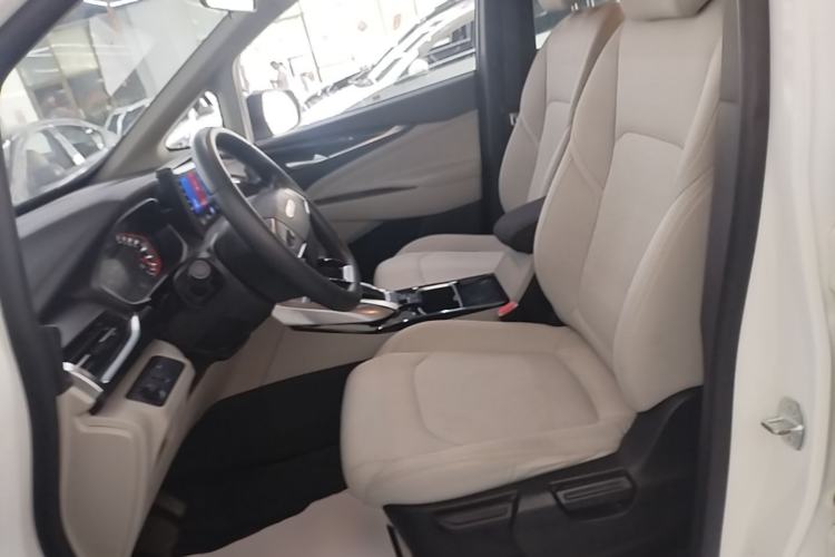Used SAIC MAXUS G50 2022 1.5T Automatic Comfort Touring A Left Front Seat