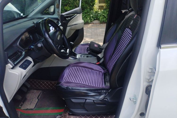 Used SAIC MAXUS G50 2022 1.5T Manual Touring A Left Front Seat