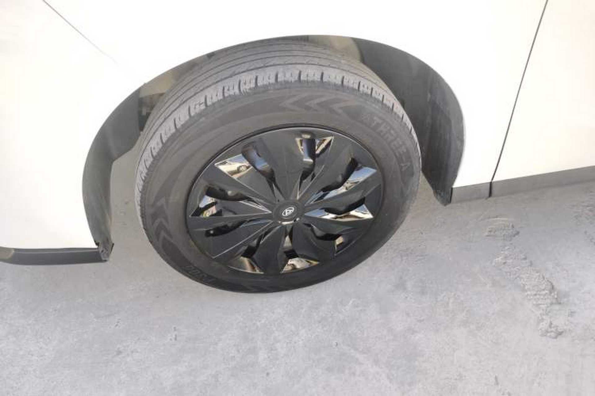 Used SAIC MAXUS G50 2022 1.5T Automatic Comfort Touring A Left Front Wheel Hub