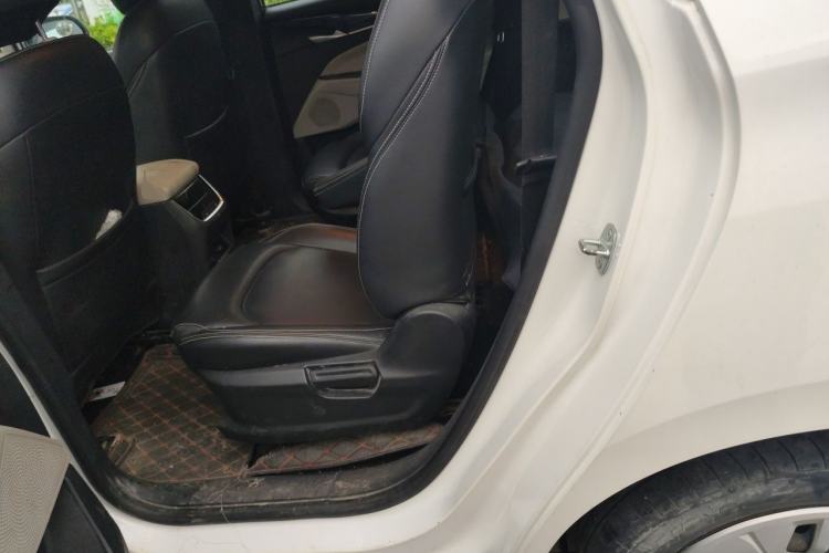 Used SAIC MAXUS G50 2022 1.5T Manual Touring A Left Rear Seat