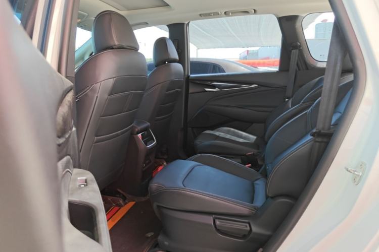 Used SAIC MAXUS G50 2022 1.5T Automatic Comfort Touring B Left Rear Seat