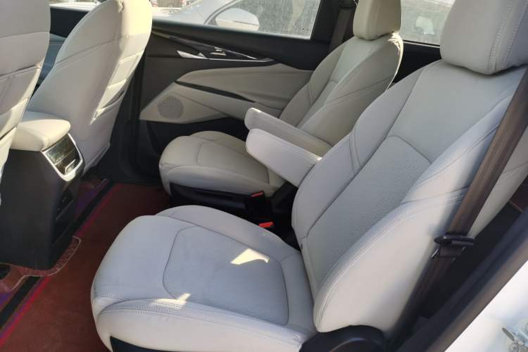 Used SAIC MAXUS G50 2022 1.5T Automatic Comfort Touring A Left Rear Seat