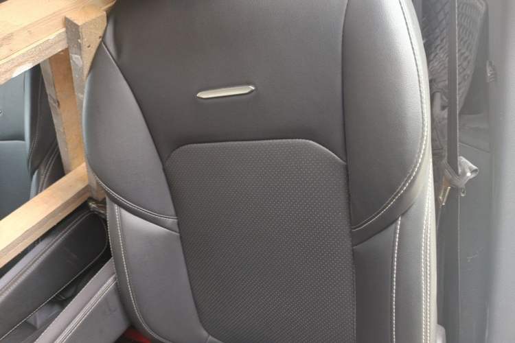 Used SAIC MAXUS G50 2022 1.5T Automatic Comfort Touring B Left Rear Seat