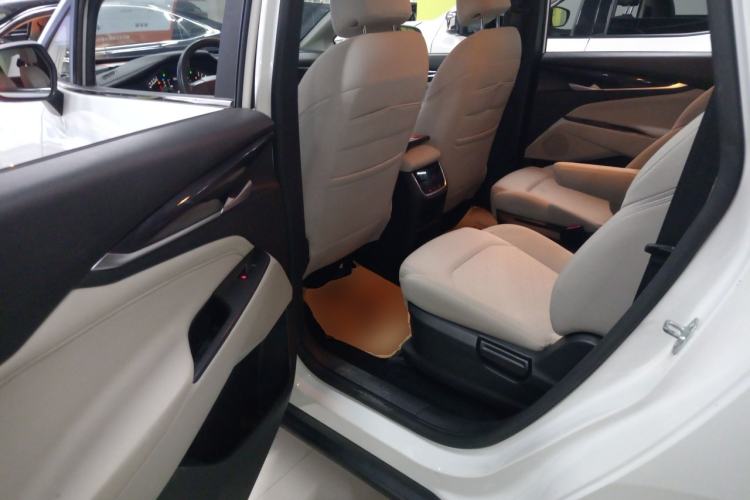 Used SAIC MAXUS G50 2022 1.5T Automatic Comfort Touring A Left Rear Seat