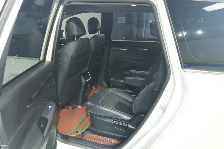 Used SAIC MAXUS G50 2022 1.5T Automatic Comfort Touring B Left Rear Seat