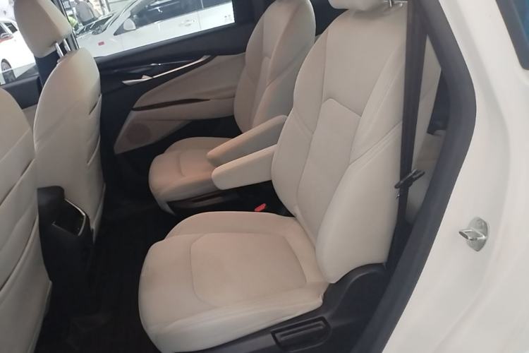 Used SAIC MAXUS G50 2022 1.5T Automatic Comfort Touring A Left Rear Seat