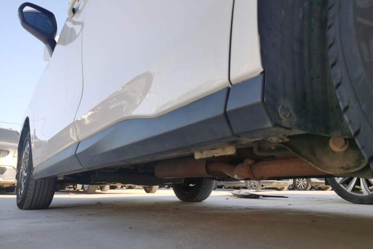 Used SAIC MAXUS G50 2022 1.5T Automatic Comfort Touring A Left Side Sill
