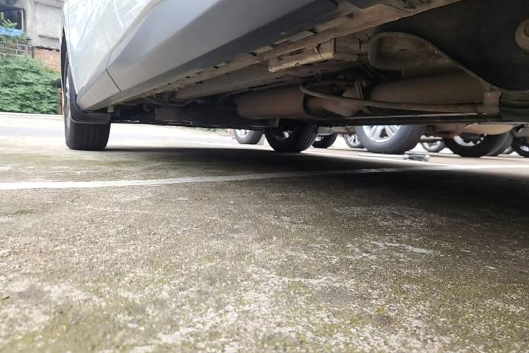 Used SAIC MAXUS G50 2022 1.5T Manual Comfort B Left Side Sill