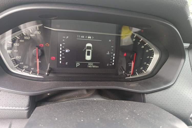 Used SAIC MAXUS G50 2022 1.5T Automatic Comfort Touring B Odometer Close Up