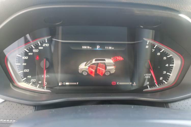Used SAIC MAXUS G50 2022 1.5T Automatic Comfort Touring B Odometer Close Up