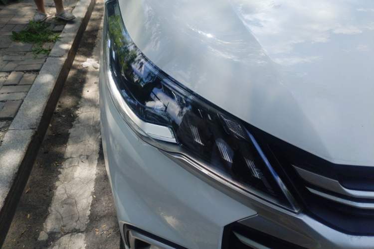 Used SAIC MAXUS G50 2022 1.5T Manual Touring A Right Front Headlight