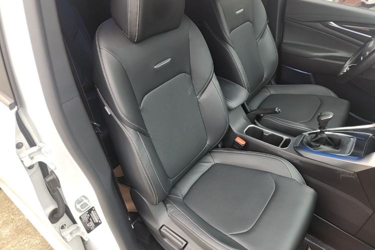 Used SAIC MAXUS G50 2022 1.5T Manual Comfort B Right Front Seat