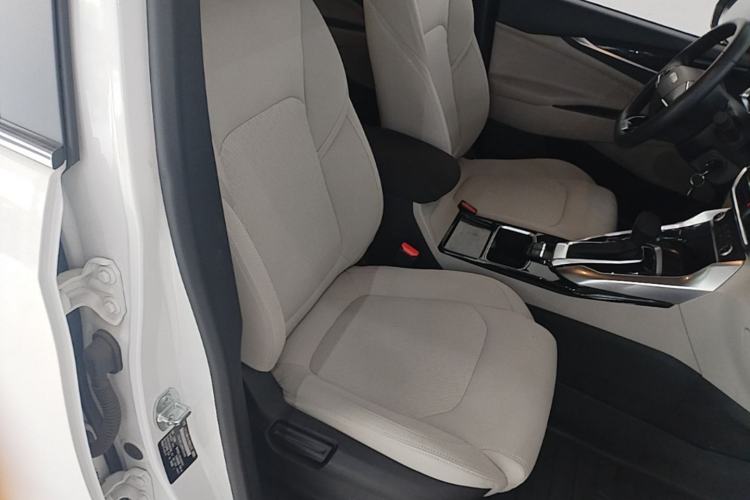 Used SAIC MAXUS G50 2022 1.5T Automatic Comfort Touring A Right Front Seat