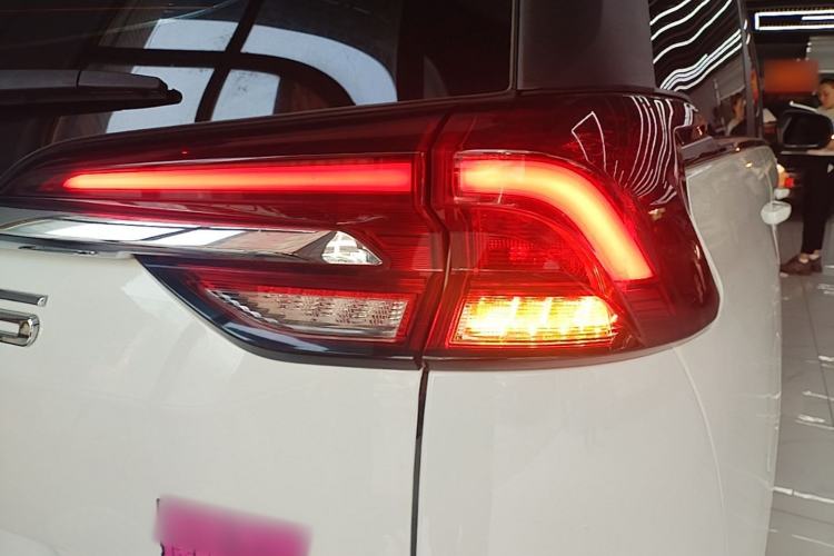 Used SAIC MAXUS G50 2022 1.5T Automatic Comfort Touring A Right Rear Taillight