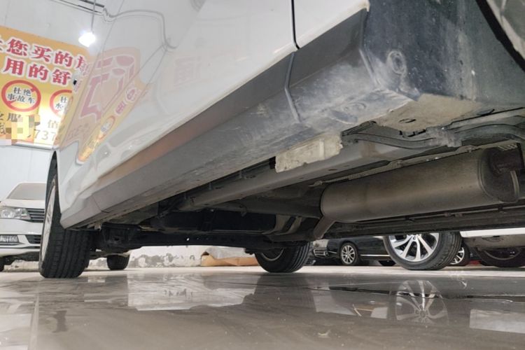 Used SAIC MAXUS G50 2022 1.5T Automatic Comfort Touring A Right Side Sill